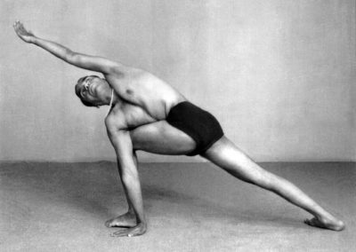 Yoga Iyengar avec Hervé